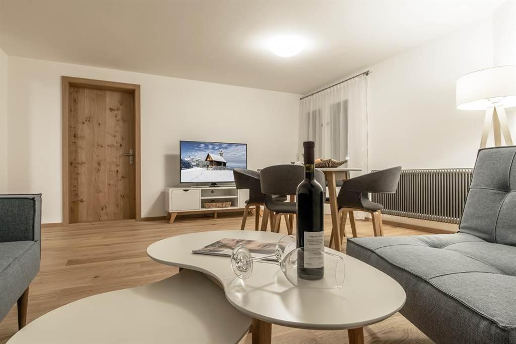 Haus Kapell Apartamento Schruns Exterior foto